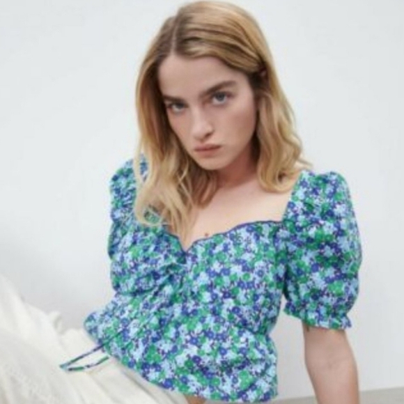 NWT Zara Ditsy Floral Puff Sleeve Cropped Blouse Top Size Medium - Picture 5 of 13